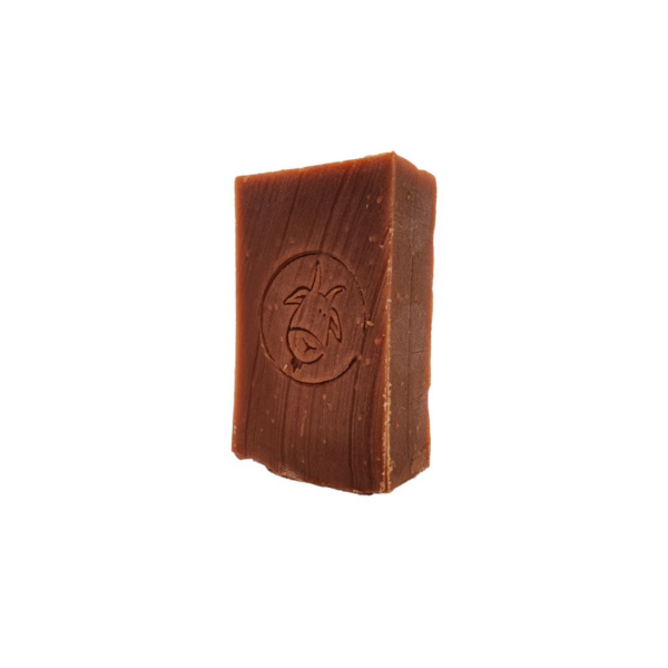 Savon solide au lait de chèvre labéllisé slow cosmétique avec emballage personnalisable