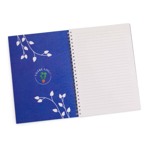 carnet de notes à spirale recyclé ouvert