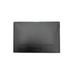 Étui de carte grise en cuir recyclé, élégant et résistant, conçu pour protéger et organiser vos documents. Personnalisation par embossage sur une zone de marquage de 100 x 100 mm.