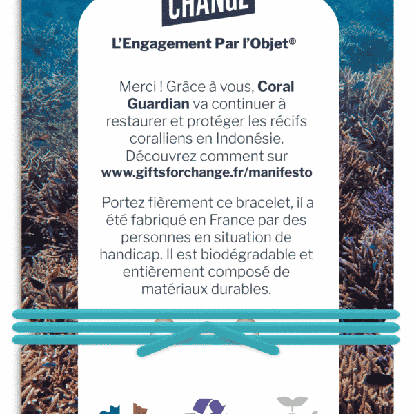 Une carte cadeau Bracelet Manifesto Océans en bois personnalisable et français parfaite pour les passionnés de l'océan.