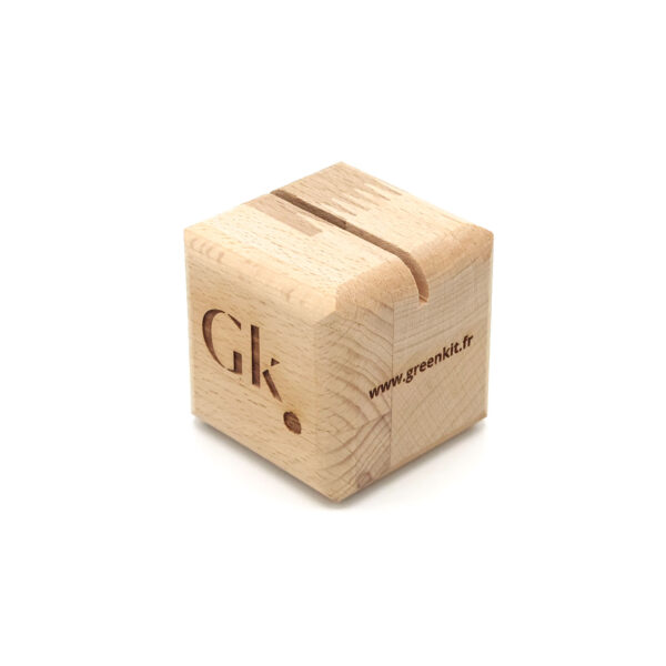 Cube en bois 100% personnalisable par gravure laser sur les 4 faces