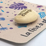 Fève de haricot à planter, personnalisable avec une gravure laser et un blister en carton kraft ou blanc