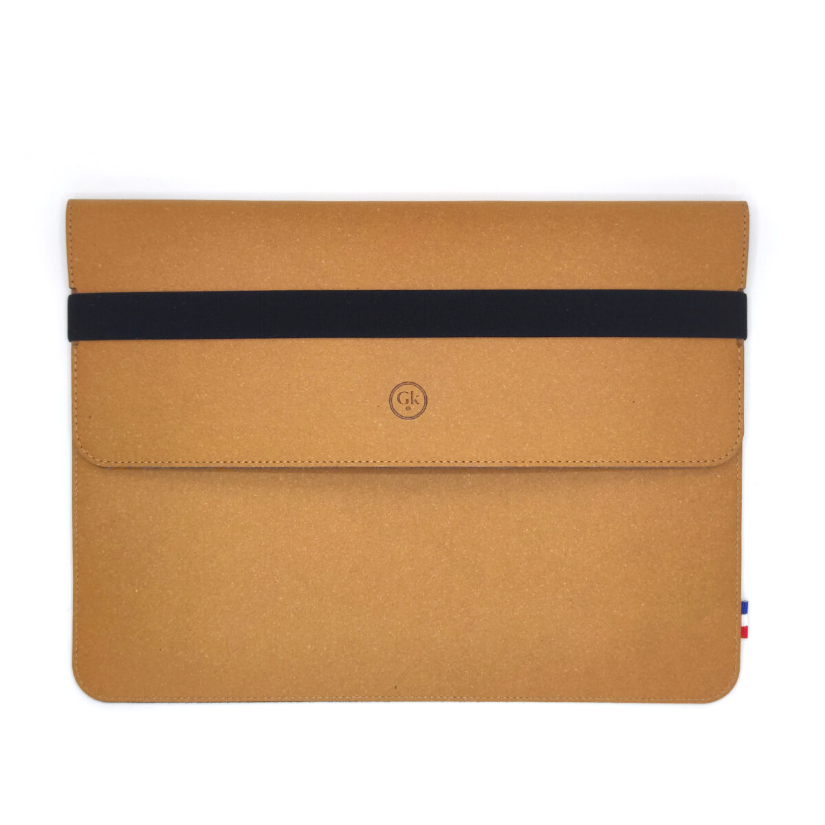 Étui d’ordinateur portable personnalisable en cuir recyclé, disponible en 13", 13/14" et 15/16", avec options d’embossage, dorure à chaud, et étiquette France.