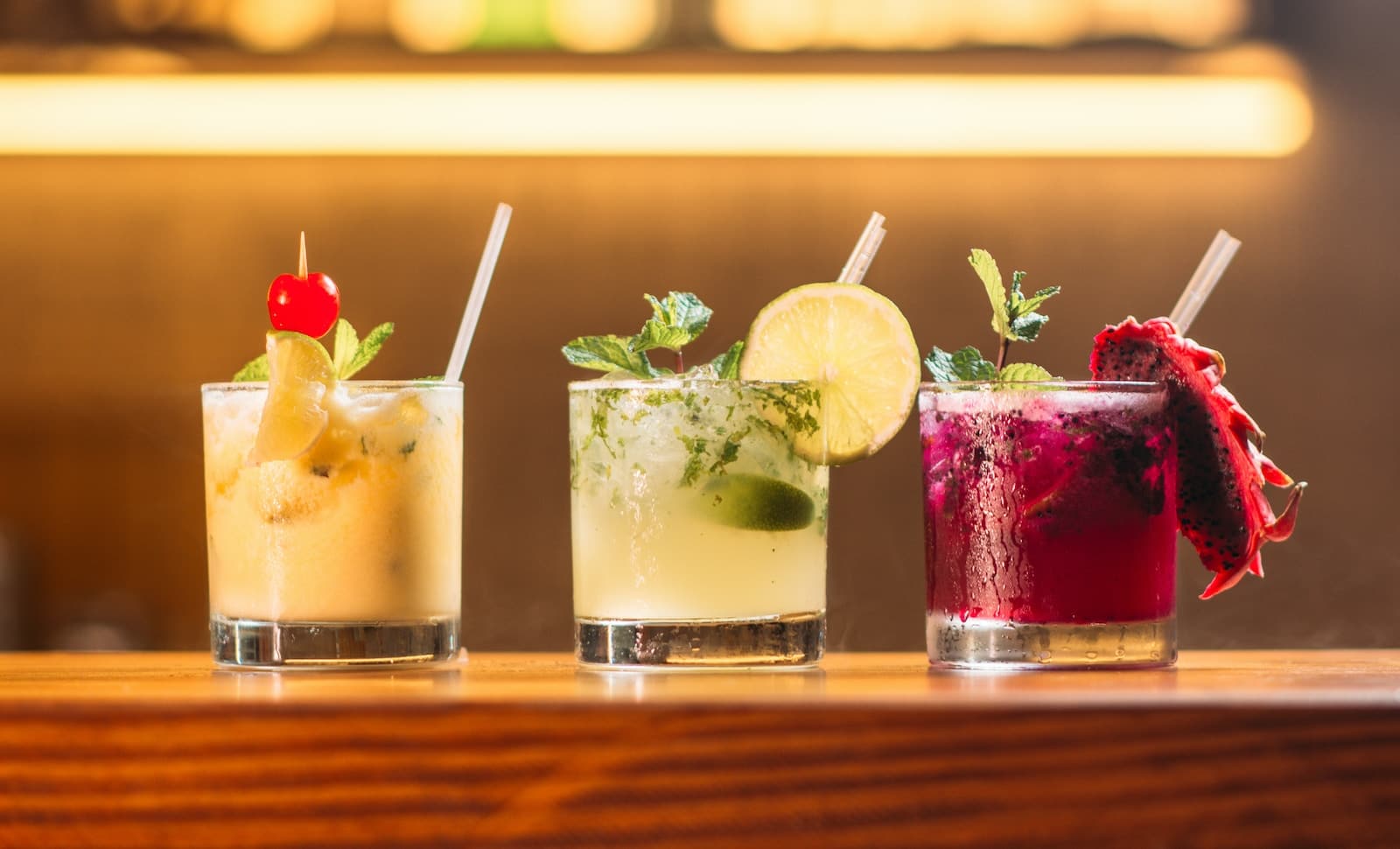 cocktails sur un bar