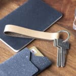 GK20878 - Porte-clé en cuir recyclé - Greenkit - cadeaux d'entreprise et goodies écoresponsables personnalisables