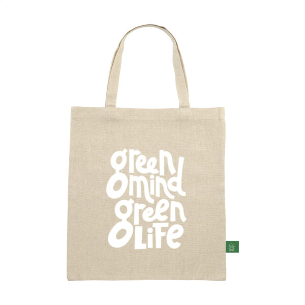 Tote bag en chanvre 250 g/m², léger et résistant, personnalisable en sérigraphie (1 ou 2 couleurs). Format 37 x 45 cm, anses longues et capacité de 8L.