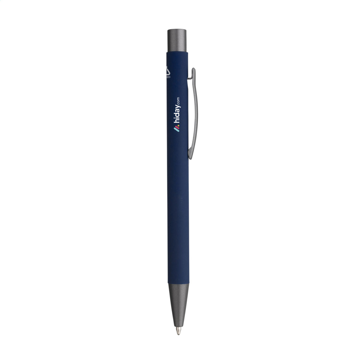Stylo bille en aluminium recyclé, léger et élégant, avec encre bleue. Personnalisation par gravure laser ou impression numérique (quadri) sur plusieurs zones de marquage. Dimensions : 13,5 x 1 cm – Poids : 18g – Disponible en 8 couleurs.