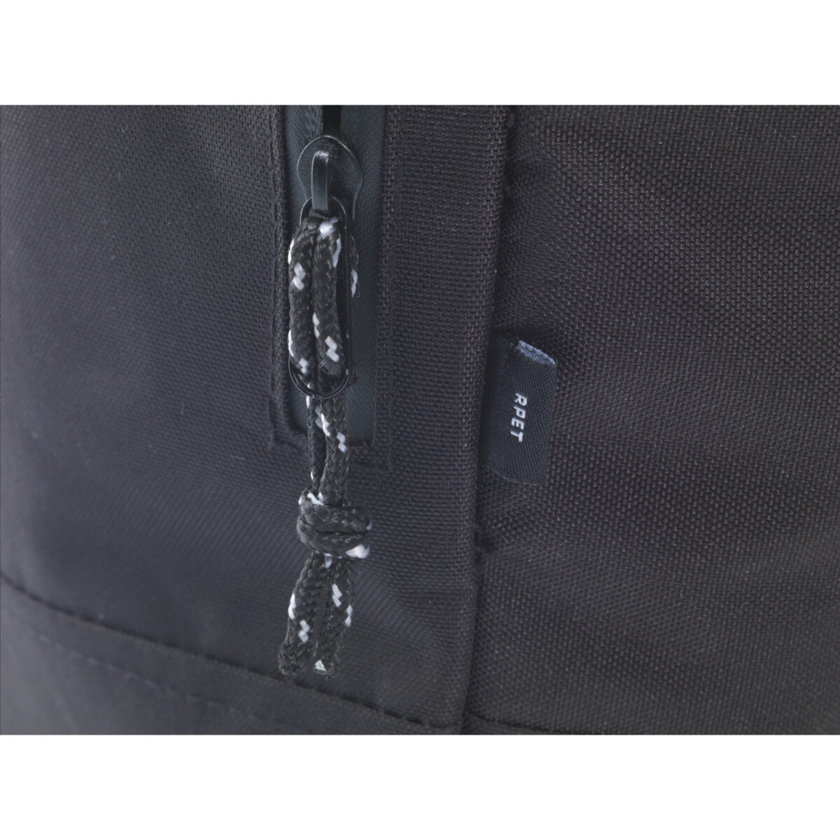 Sac à dos personnalisable « roll-top » 30 Litres fabriqué à partir de bouteilles PET recyclées