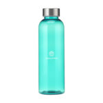Bouteille d'eau de 500 ml en PET recyclé (RPET) avec un bouchon en inox. Disponible en plusieurs couleurs : translucide, bleu, turquoise, orange, rouge, vert et noir. Personnalisation par gravure laser sur le bouchon (30 mm) ou impression numérique en quadri sur différentes zones : 24 x 135 mm (face avant), 208 x 150 mm (circulaire). Option de marquage nominatif. Poids : 70 g. Dimensions : 6,5 x 21 cm.