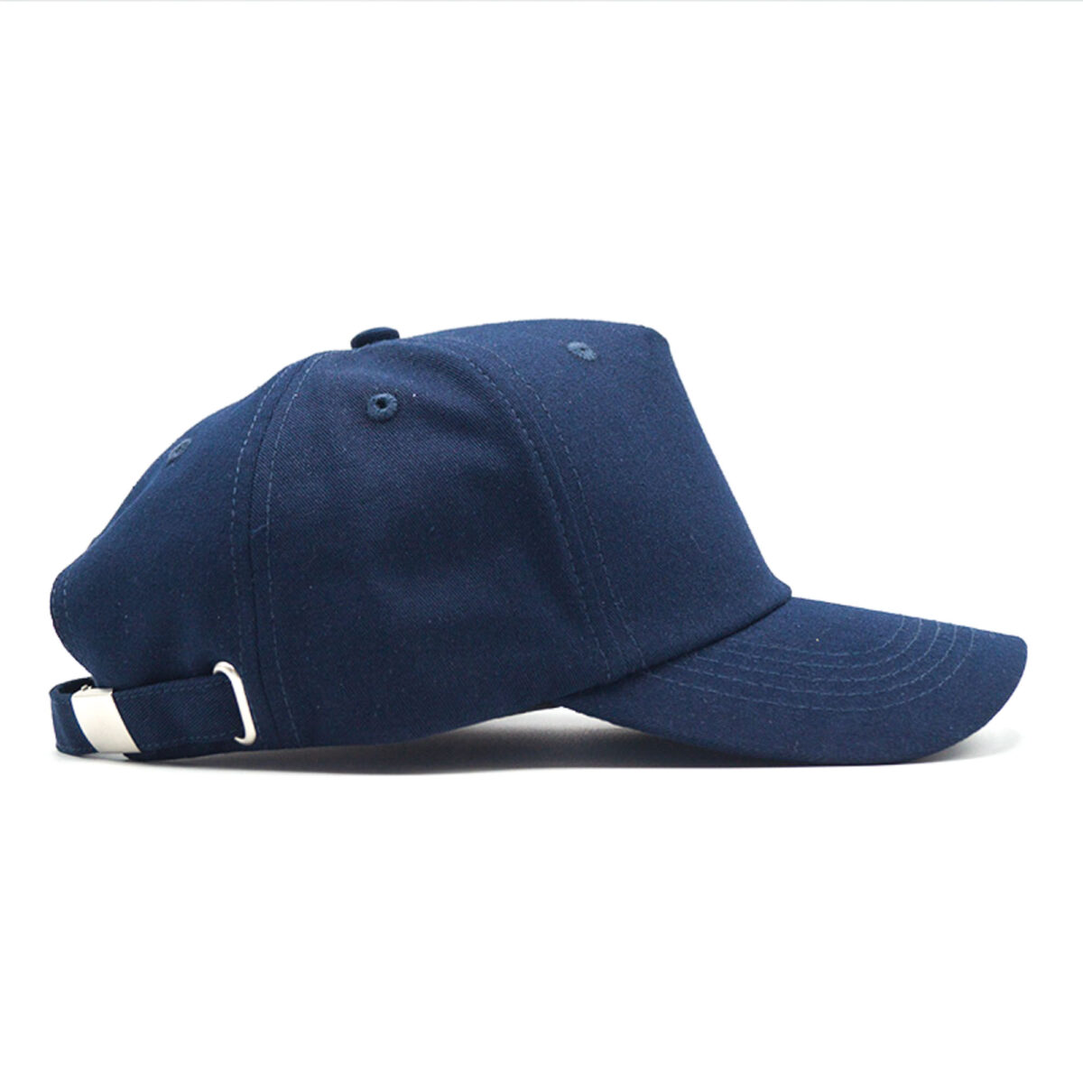 casquette en coton bio personnalisable Casquette <strong data-start="1945" data-end="1956">Trucker</strong> en <strong data-start="1960" data-end="1982">coton bio 280 g/m²</strong>, coupe 5 pans avec front carré et visière incurvée. Dimensions 21 x 17 x 11 cm, taille unique. <strong data-start="2078" data-end="2098">Personnalisation</strong> par broderie ou broderie 3D sur une zone de 40 x 80 mm. Plus de 30 coloris <strong data-start="2174" data-end="2185">Pantone</strong> disponibles. Fabrication française à Montpellier.
