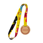 Médaille en bois grand format - Fabrication française – Image 3