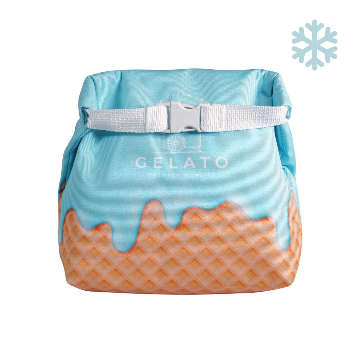 lunchbag isotherme personnalisé <b>Lunchbag isotherme personnalisé</b> en <b>RPET</b> (100% polyester recyclé 230 g/m²), fabriqué en <b>Europe</b>. Format pratique <b>22 x 29 x 7 cm</b>, fermeture <b>zippée</b> avec <b>poignée</b> et <b>zip</b> disponibles en noir ou blanc. Base blanche idéale pour un marquage intégral en <b>sublimation quadri all over</b>. Un <b>goodie recyclé</b> sur mesure, à la fois esthétique, durable et utile au quotidien.