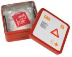 Kit de premiers secours voiture MyKit en boîte métallique personnalisable – vue 4