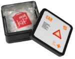 Kit de premiers secours voiture MyKit en boîte métallique personnalisable