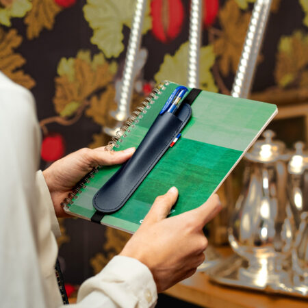 Étui stylo élastique en cuir recyclé personnalisé Made in France – vue 2