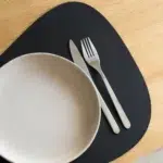 Set de table sur mesure en synderme recyclé | Forme libre à la découpe | Fabriqué en France | Certifié OEKO-TEX – Image 3