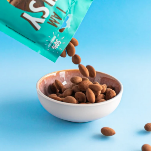 Amandes chocolat au lait ELSY 75g – fabriquées en France, -50% sucre – vue 2